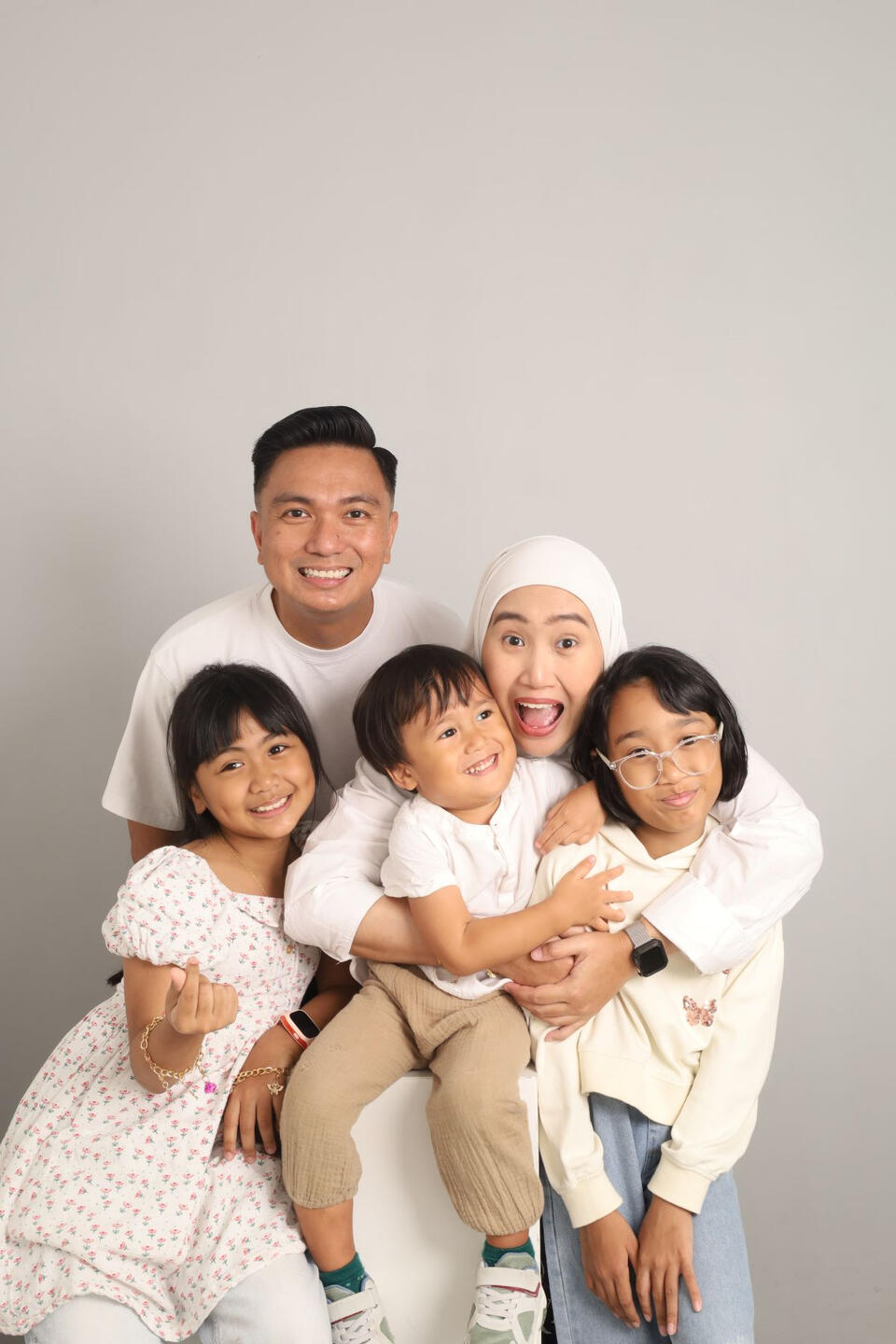 Mirta - Family Upgrade HDB to Condo Mirta - Family Upgrade HDB to Condo